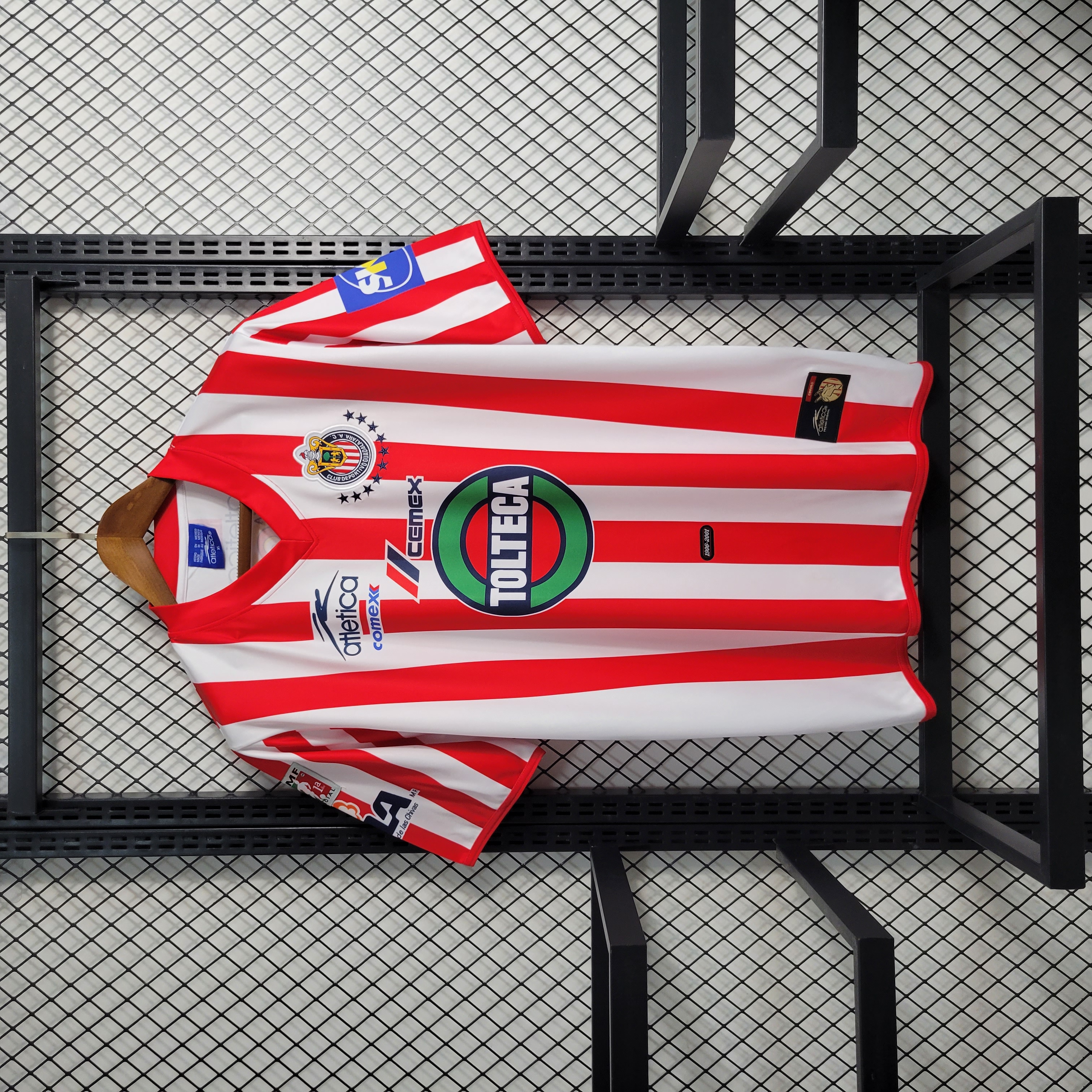 Retro Chivas de Guadalajara 01-02 Home Stadium Jersey